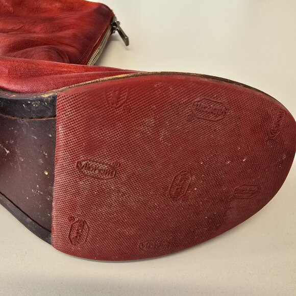 Guidi Distressed Front Zipped Ankle Boots - Picture 13 of 16